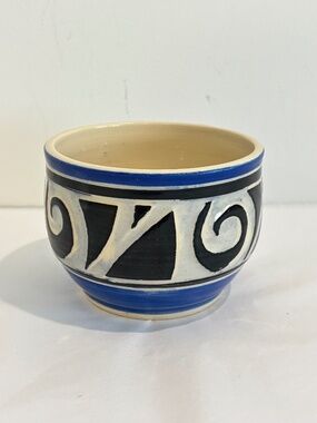 Vintage studio pottery bowl geometric pattern signed blue black cream 4.5" diam